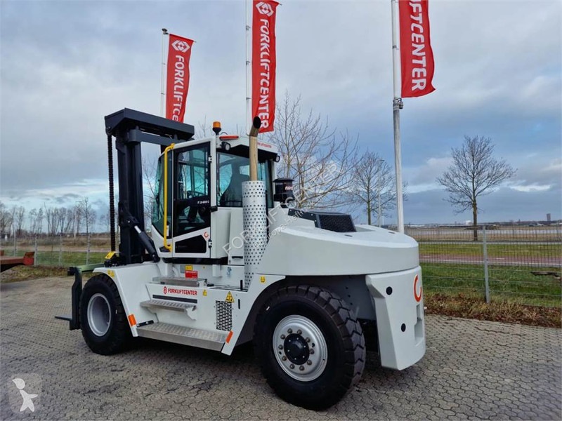 Teleskopický manipulátor Konecranes LIFTACE...