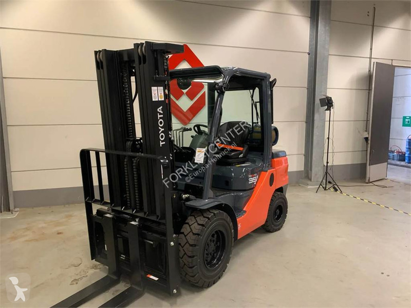 Heftruck Toyota 02-8FGJF35