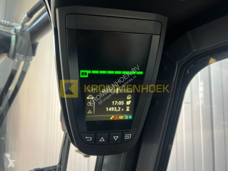 Teleskopický manipulátor Linde E 35 HL-01