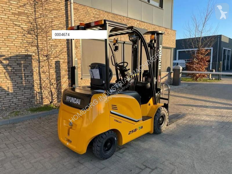 Løftetruck Hyundai 25B-7A 2.5 ton Triplex...