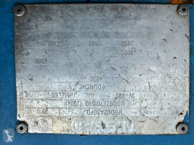 Teleskopický manipulátor Nissan UGD02A30P0 3...