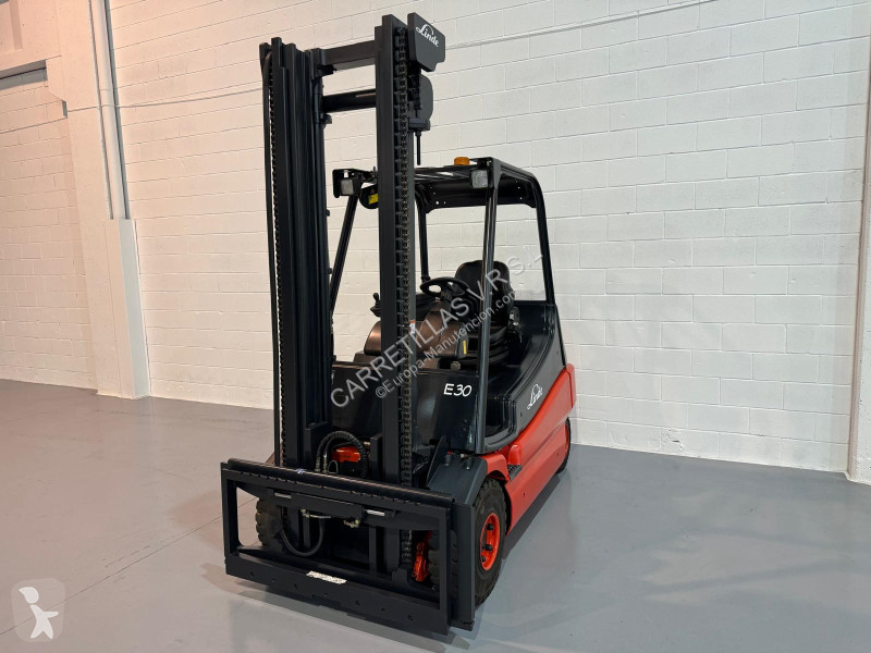 Carretilla elevadora Linde E30-02