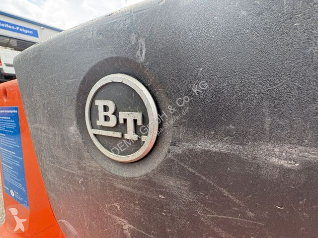 Teleskopický manipulátor BT (Toyota...