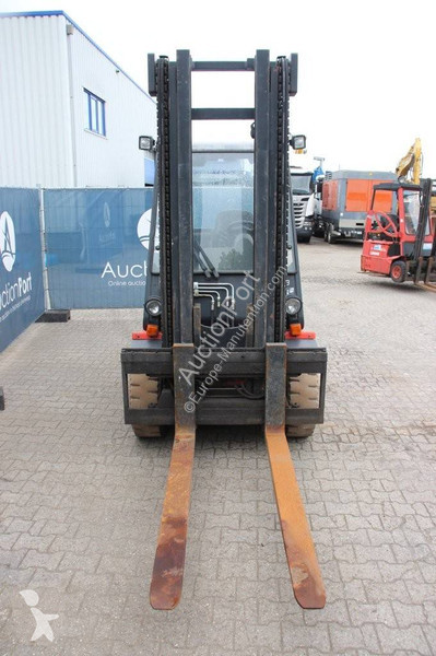 Stivuitor Linde E48P