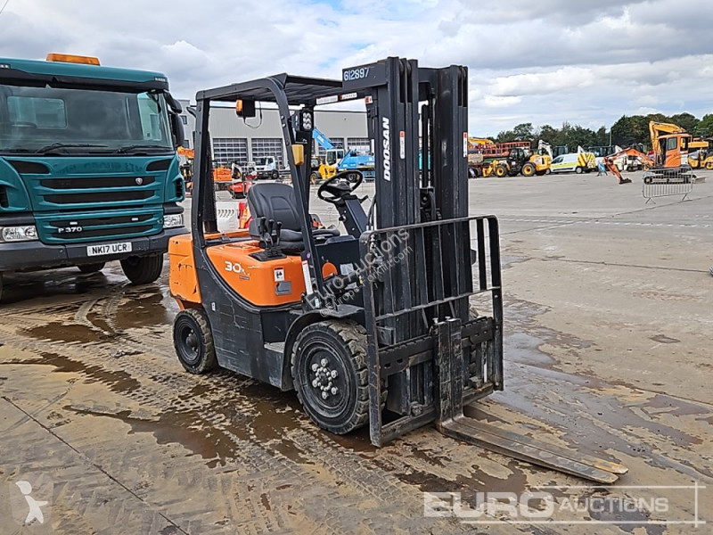 Carrello elevatore  D30GP