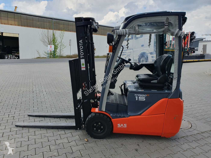 رافعة شوكية Toyota 8FBET15 / Triplex: 4.30m /...