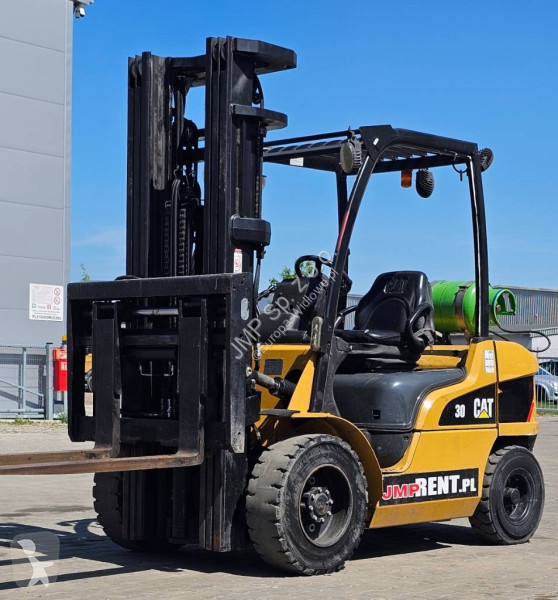 رافعة شوكية Caterpillar GP 30 N