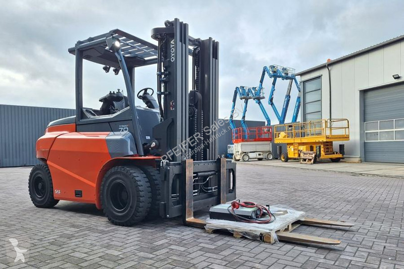 رافعة شوكية Toyota 9FBM70T Electric, 7 Tons...