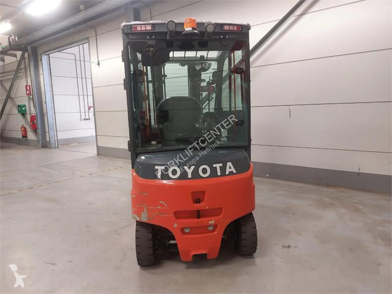 Heftruck Toyota 8FBMKT25