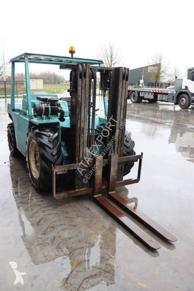 رافعة شوكية لجميع التضاريس Manitou 4 RM 20 HP