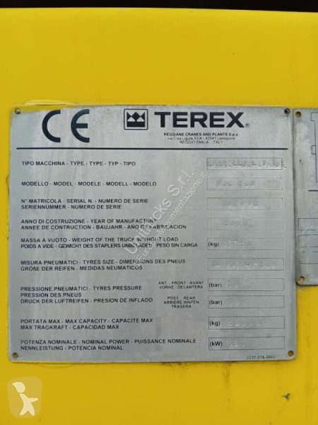 رافعة شوكية Terex FDC250