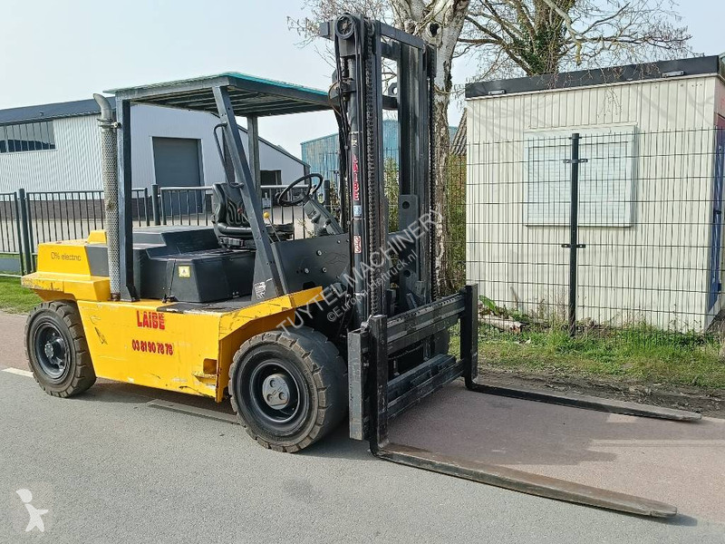 رافعة شوكية OM carrelli DI60C 6 ton heftruck...