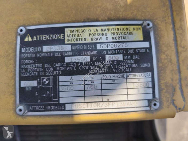 رافعة شوكية Caterpillar DP135
