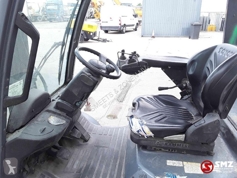 رافعة شوكية Toyota 25 02-8FDF25 6800 H