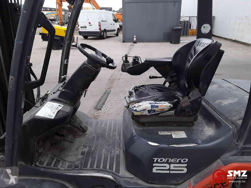 رافعة شوكية Toyota Tonero 25 5300H