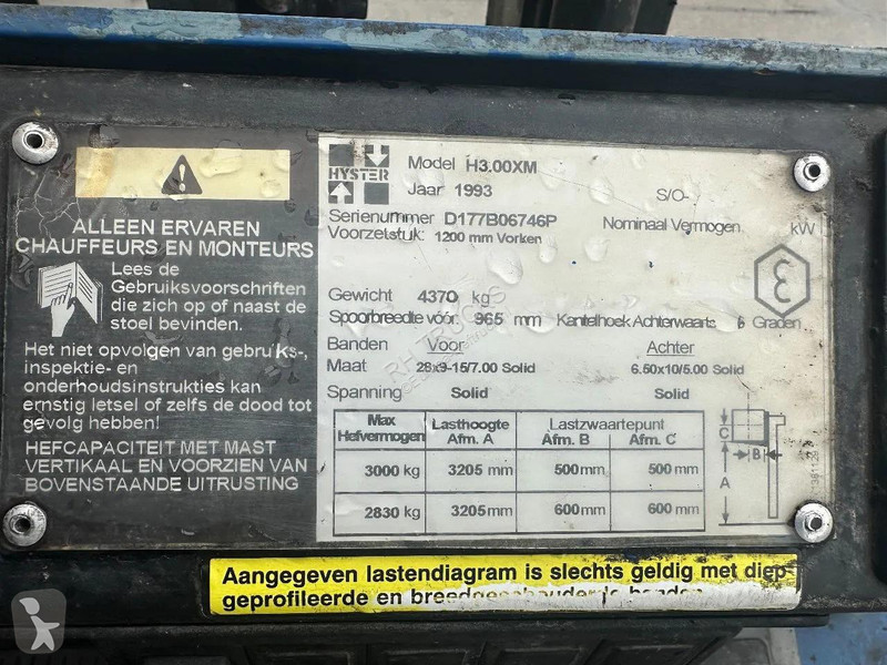 رافعة شوكية Hyster H3.00XM - 3 TON