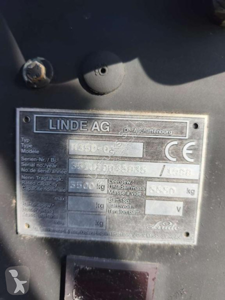 Teleskopický manipulátor Linde H35D-03