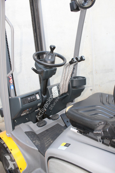 رافعة شوكية Jungheinrich 440 ZT