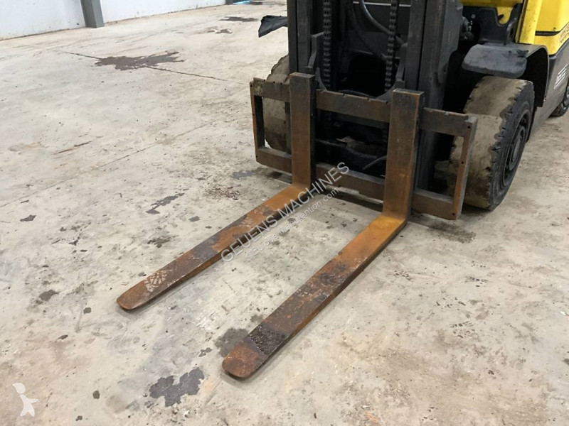رافعة شوكية Hyster 00
