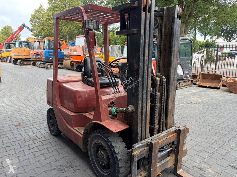 Vysokozdvižný vozík Mitsubishi FD25