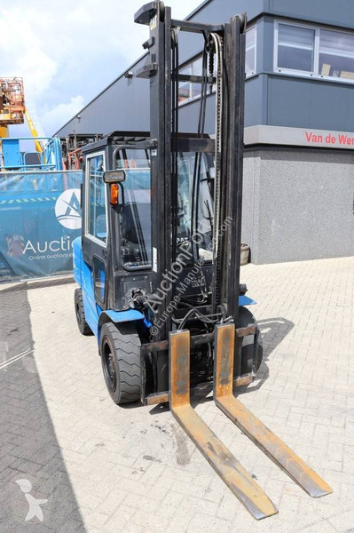 Carretilla elevadora Caterpillar DP35K