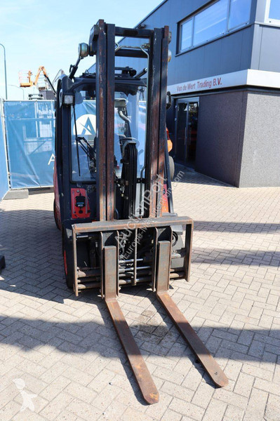 Автопогрузчик Linde H25T