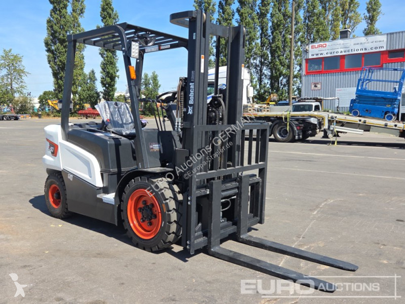 Chariot élévateur Bobcat D30NXE