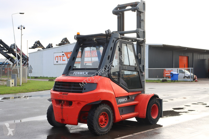 Навантажувач вилковий Linde H70D