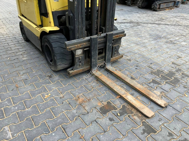 Hyster J2.50XM Forklift