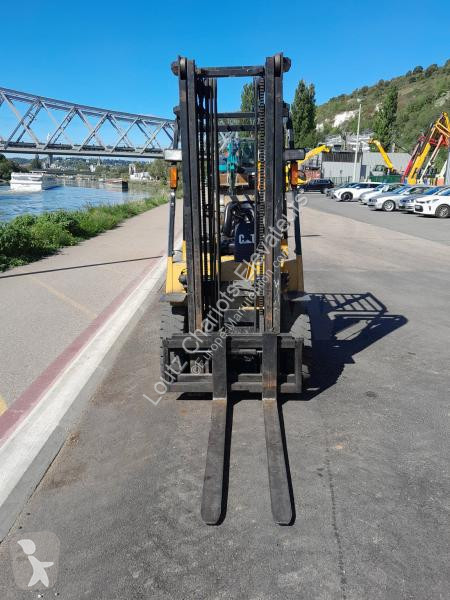可升降式叉车 卡特彼勒  GP25N