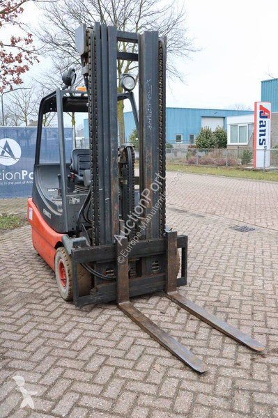 Carretilla elevadora Linde E30-01