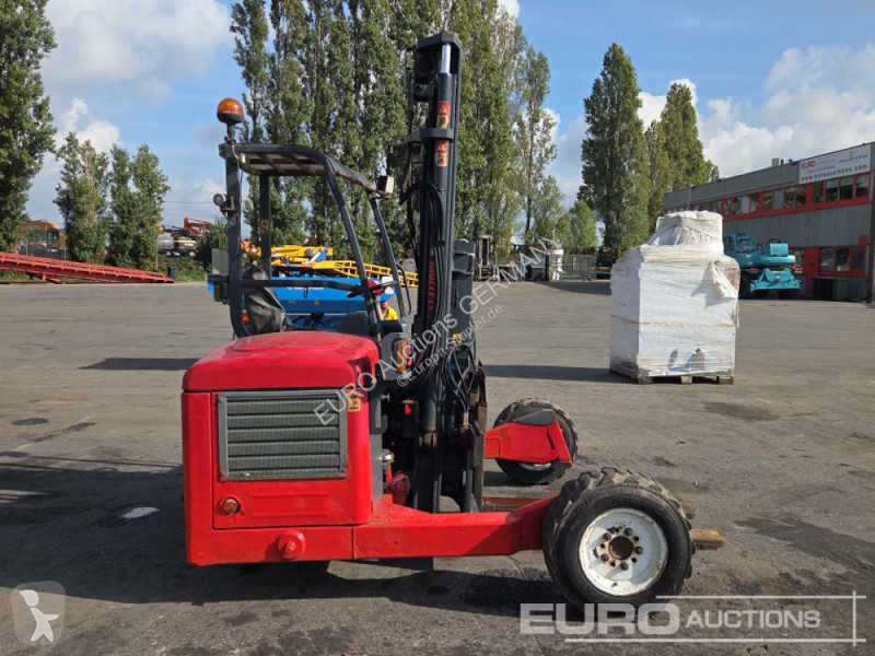 Chariot élévateur Moffett M4 25.3
