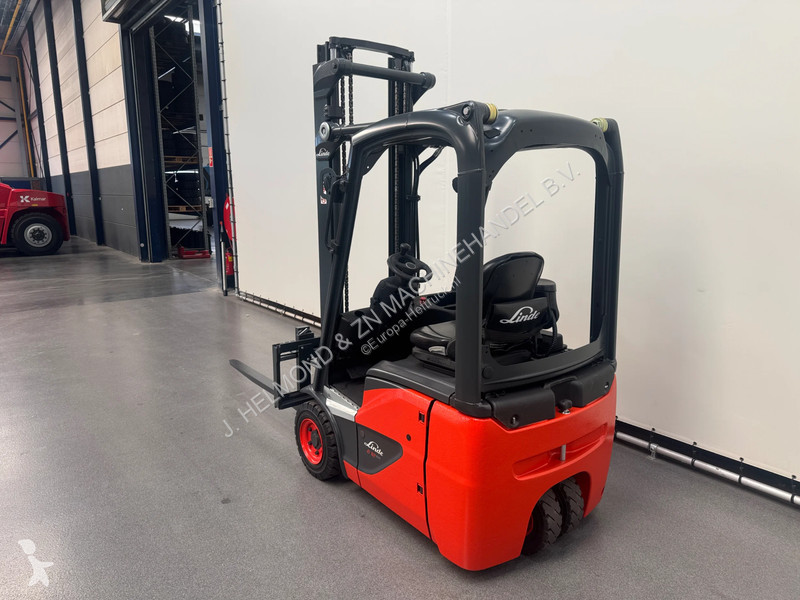 Chariot élévateur Linde 1202