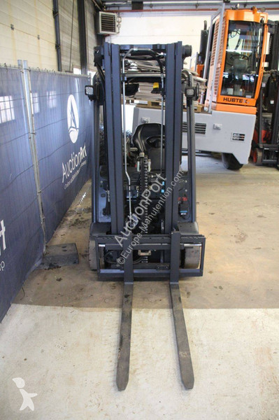 Chariot élévateur Linde E16