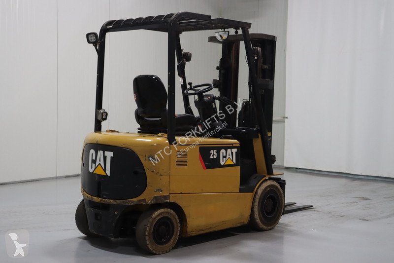 Автопогрузчик Caterpillar KPAC