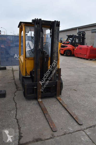 Teleskopický manipulátor Hyster -717