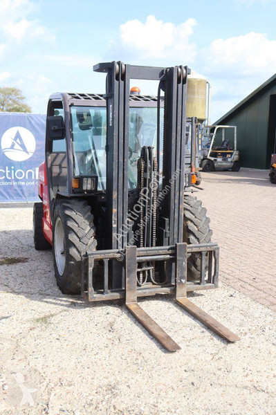 Wózek podnośnikowy Manitou MH 25-4T Buggie
