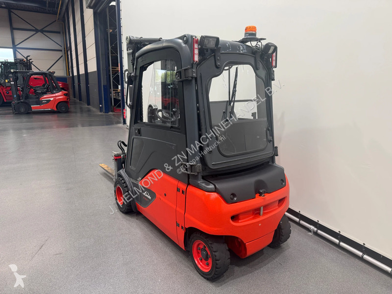 رافعة شوكية Linde PL02