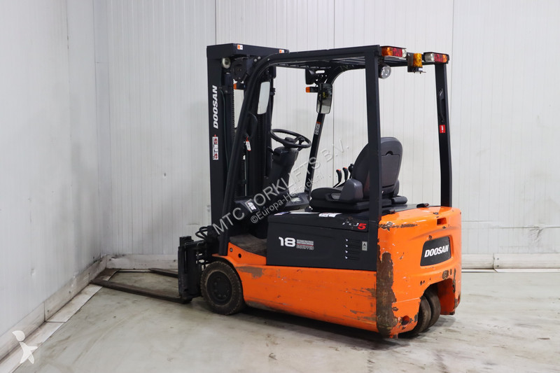 Chariot élévateur Doosan B18T-5