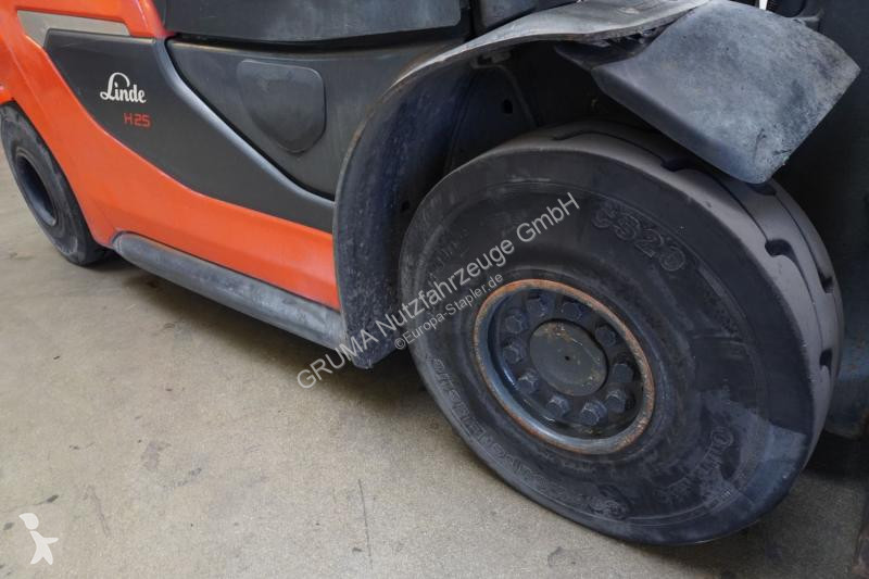 Chariot élévateur Linde  H 25 T 1202