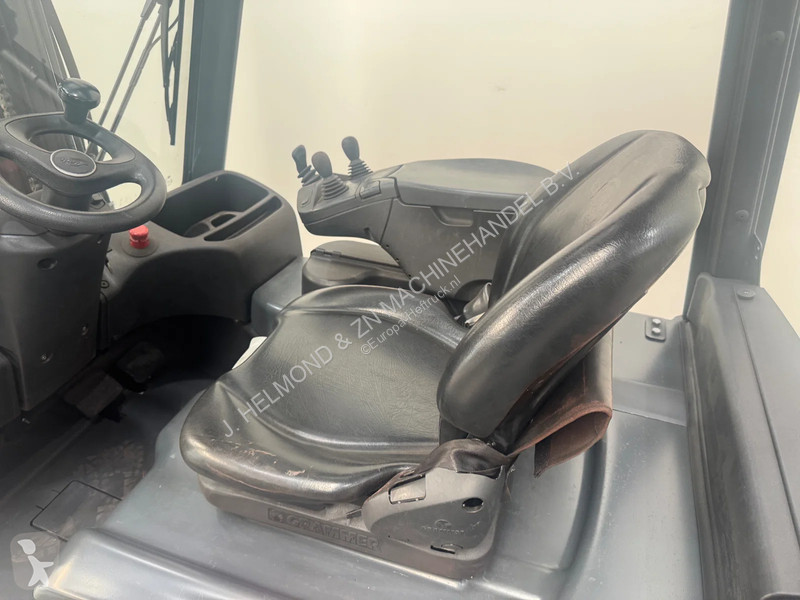 رافعة شوكية Linde E 18-02