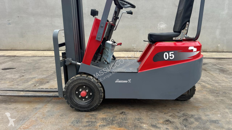 Chariot élévateur Stipp CPD10