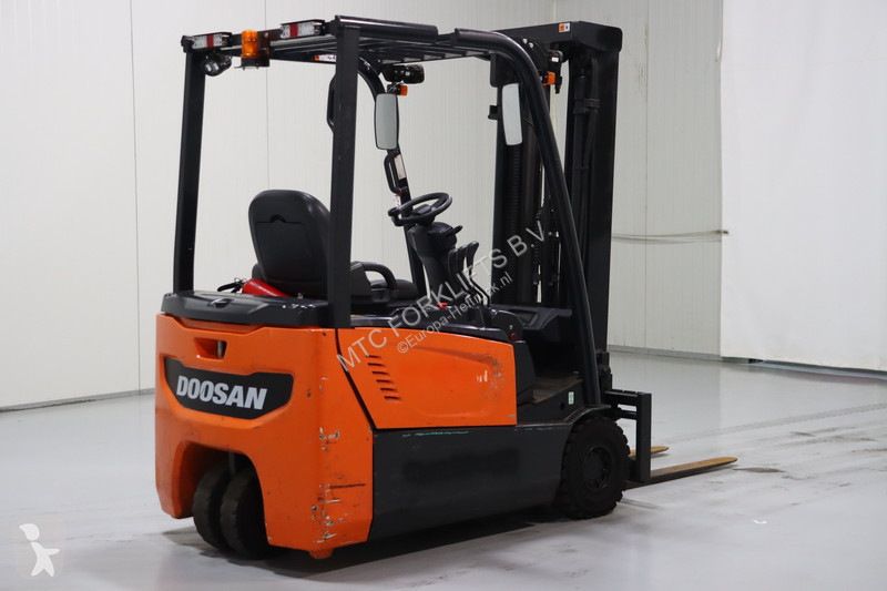 Chariot élévateur Doosan B18T-7