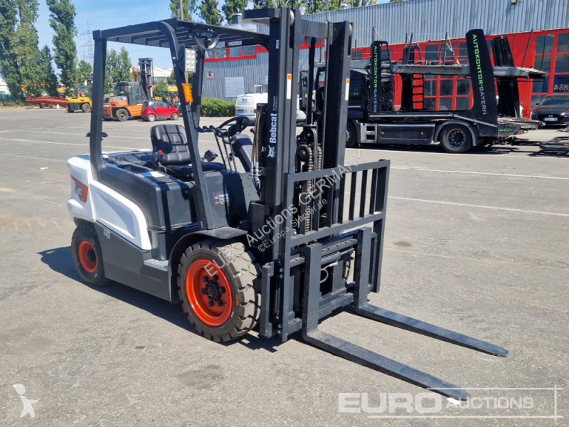 Кар Bobcat D30NXE