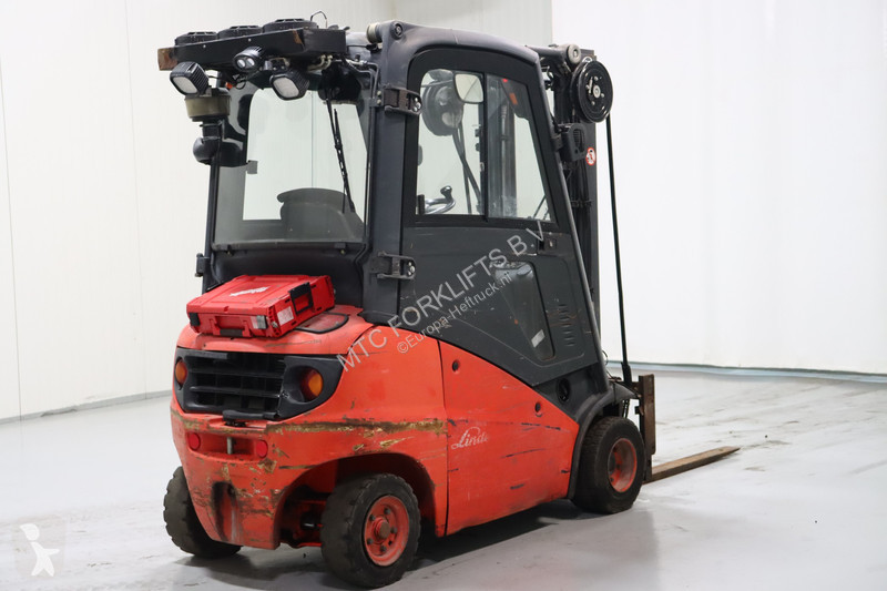 رافعة شوكية Linde H18