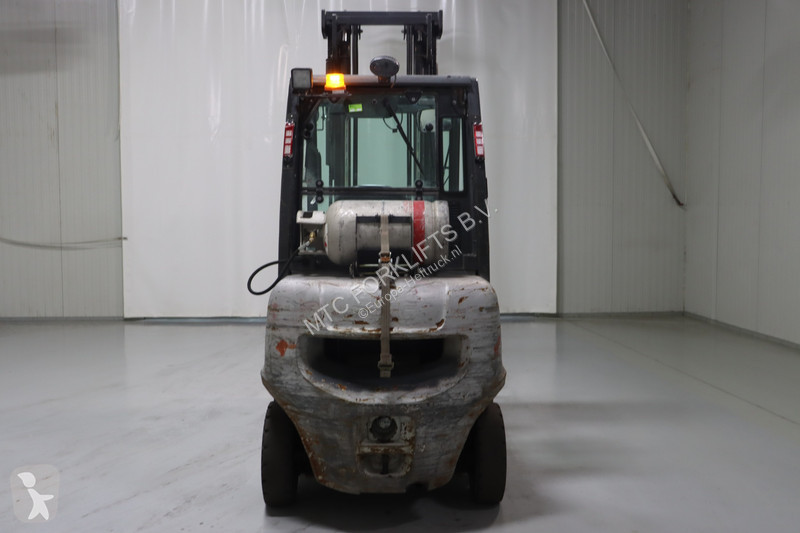 رافعة شوكية Nissan U1D2A25LQ