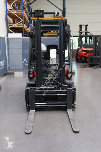 Empilhador elevador Linde H25D-02
