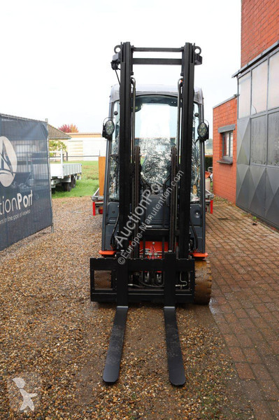 Empilhador elevador Toyota 8FBE16T