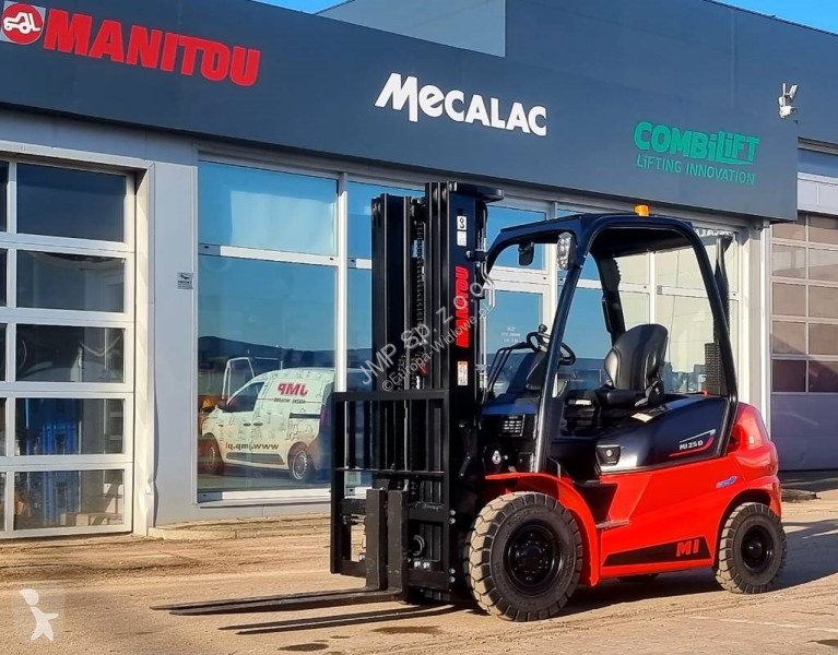 Автопогрузчик Manitou MI 25 D ST5 TRIPLEX4700mm...