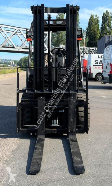 Carrello elevatore   CPCD30T8